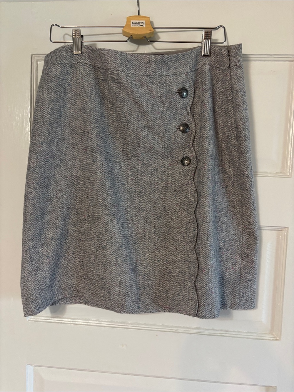 Talbots Gray Herringbone Pencil Skirt with Scallop Button Trim